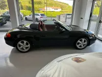 Usata Porsche Boxster 204 CV (150 kW) 1998 Schwarz metallic Cabrio
