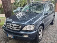 Usata Mercedes ML270 163 CV (119 kW) 2002 Blu/azzurro SUV