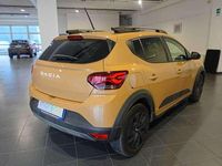 Usata Dacia Sandero Expression 101 CV (74 kW) 2024 Beige Utilitaria