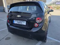 Usata Chevrolet Aveo LS 69 CV (50 kW) 2011 Nero Berlina