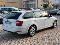 Usado Skoda Octavia G-TEC Executive 110 CV (80 kW) 2017 Blanco Familiar
