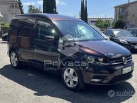 Usata VW Caddy 110 CV (80 kW) 2016 Viola/lilla Monovolume