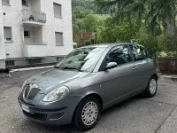 Usata Lancia Ypsilon 95 CV (69 kW) 2004 Grigio Utilitaria