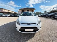 Usata Ford Fiesta 68 CV (50 kW) 2010 Bianco Utilitaria