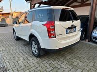 usata Mahindra XUV500 XUV5002.2 16V AWD W8 7 Posti