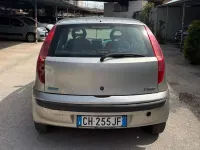 Usata Fiat Punto Feel 60 CV (44 kW) 2003 Grigio Utilitaria
