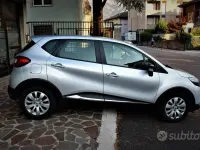 Usata Renault Captur 90 CV (66 kW) 2015 Grigio SUV