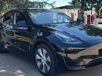Usata Tesla Model Y Standard Range 160 kW (218 CV) 2024 Nero SUV