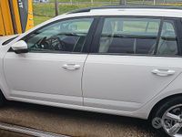 Gebraucht Skoda Octavia 105 PS (77 kW) 2014 Weiß Limousine