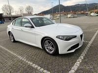 Usata Alfa Romeo Giulia 150 CV (110 kW) 2016 Bianco Berlina