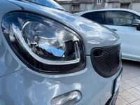 Usata Smart ForFour 71 CV (52 kW) 2016 Grigio Utilitaria
