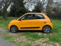 Usata Renault Twingo 65 CV (47 kW) 2022 Giallo Utilitaria
