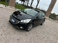 Usata Peugeot 208 82 CV (60 kW) 2012 Nero Utilitaria