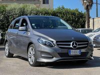 Usata Mercedes B180 Premium 109 CV (80 kW) 2016 Grigio Utilitaria
