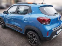 Usata Dacia Spring Comfort Plus 33 kW (45 CV) 2022 Blu/azzurro Utilitaria