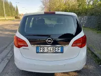 Usata Opel Meriva 101 CV (74 kW) 2016 Bianco Monovolume