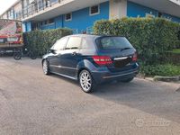 Usata Mercedes B180 109 CV (80 kW) 2008 Blu Monovolume