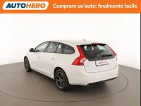 Usata Volvo V60 Kinetic 116 CV (85 kW) 2015 Bianco Station wagon