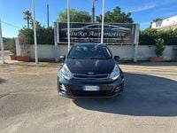 Usata Kia Rio 74 CV (54 kW) 2015 Grigio Berlina