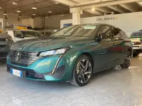 Usata Peugeot 308 Allure 131 CV (96 kW) 2024 Verde Station wagon