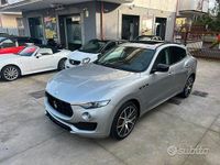 Usata Maserati Levante 275 CV (202 kW) 2017 Grigio SUV