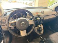 Usata Mazda 2 Trendy 75 CV (55 kW) 2014 Grigio Berlina