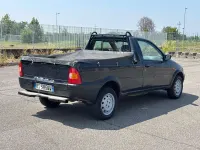 Usata Fiat Strada 82 CV (60 kW) 2001 Blu/azzurro Pick-up