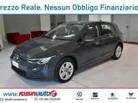 Usata VW Golf VIII Life 131 CV (96 kW) 2023 Grigio Berlina