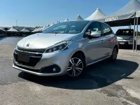 Usata Peugeot 208 68 CV (50 kW) 2018 Grigio Utilitaria