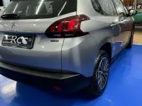 Usata Peugeot 2008 Access 82 CV (60 kW) 2016 Grigio SUV