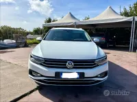 Usata VW Passat 190 CV (139 kW) 2019 Bianco Station wagon