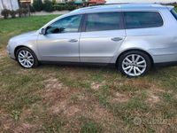 Usata VW Passat 170 CV (125 kW) 2007 Grigio Station wagon