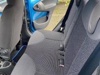 Usata Peugeot 107 68 CV (50 kW) 2006 Blu Utilitaria