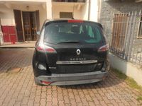 Usata Renault Scénic III 110 CV (80 kW) 2011 Nero Monovolume
