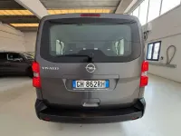 Usata Opel Vivaro-e Combi 120 CV (88 kW) 2023 Grigio Monovolume