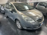Usata Opel Meriva 101 CV (74 kW) 2011 Grigio Monovolume