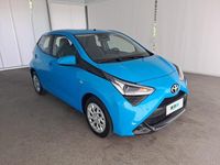 Usata Toyota Aygo X-play 72 CV (52 kW) 2019 Blu/azzurro Utilitaria