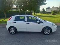 Usata Fiat Grande Punto 75 CV (55 kW) 2018 Utilitaria