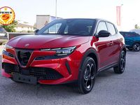 Nuova Alfa Romeo Junior Edizione Speciale 136 CV (100 kW) 2025 Rosso brera tetto nero SUV
