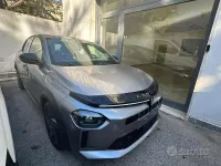 Nuova Lancia Ypsilon 101 CV (74 kW) 2026 Grigio Utilitaria