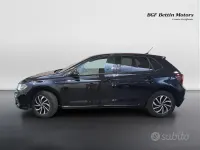Usata VW Polo Life 95 CV (69 kW) 2023 Nero Utilitaria