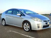 Usata Toyota Prius Active 99 CV (72 kW) 2009 Argento Utilitaria