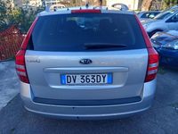 Usata Kia Ceed EX 126 CV (92 kW) 2009 Argento Utilitaria