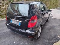 Usata Mercedes A180 108 CV (79 kW) 2010 Nero Berlina
