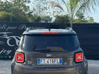 Usata Jeep Renegade Limited 140 CV (102 kW) 2017 Grigio SUV