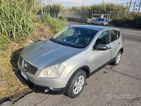Usata Nissan Qashqai 114 CV (83 kW) 2009 Grigio SUV