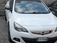 Usata Opel Astra GTC 150 CV (110 kW) 2012 Bianco Berlina