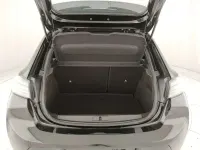 Usata Peugeot 208 Active 101 CV (74 kW) 2024 Nero Utilitaria