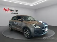 Usata Suzuki Swift 83 CV (61 kW) 2021 Grgio scuro Utilitaria