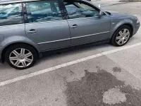 Usata VW Passat Highline 131 CV (96 kW) 2003 Grigio Station wagon